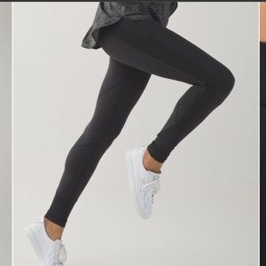 Lululemon Drop It Like It’s Hot Tight